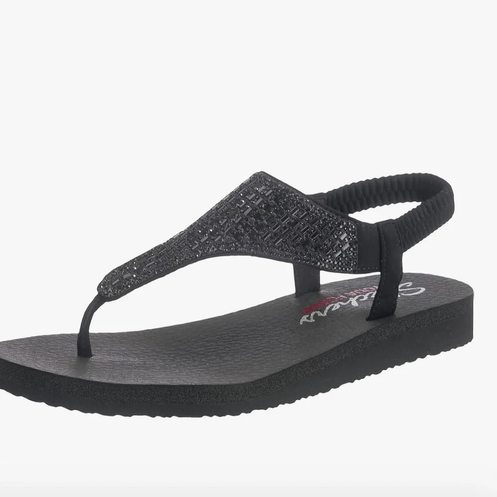 Sketchers rhinestone sling back thong with yoga, Yoga Foam cushioned /Size 9